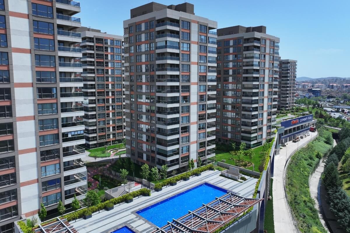Agaoglu Cekmekoy park
