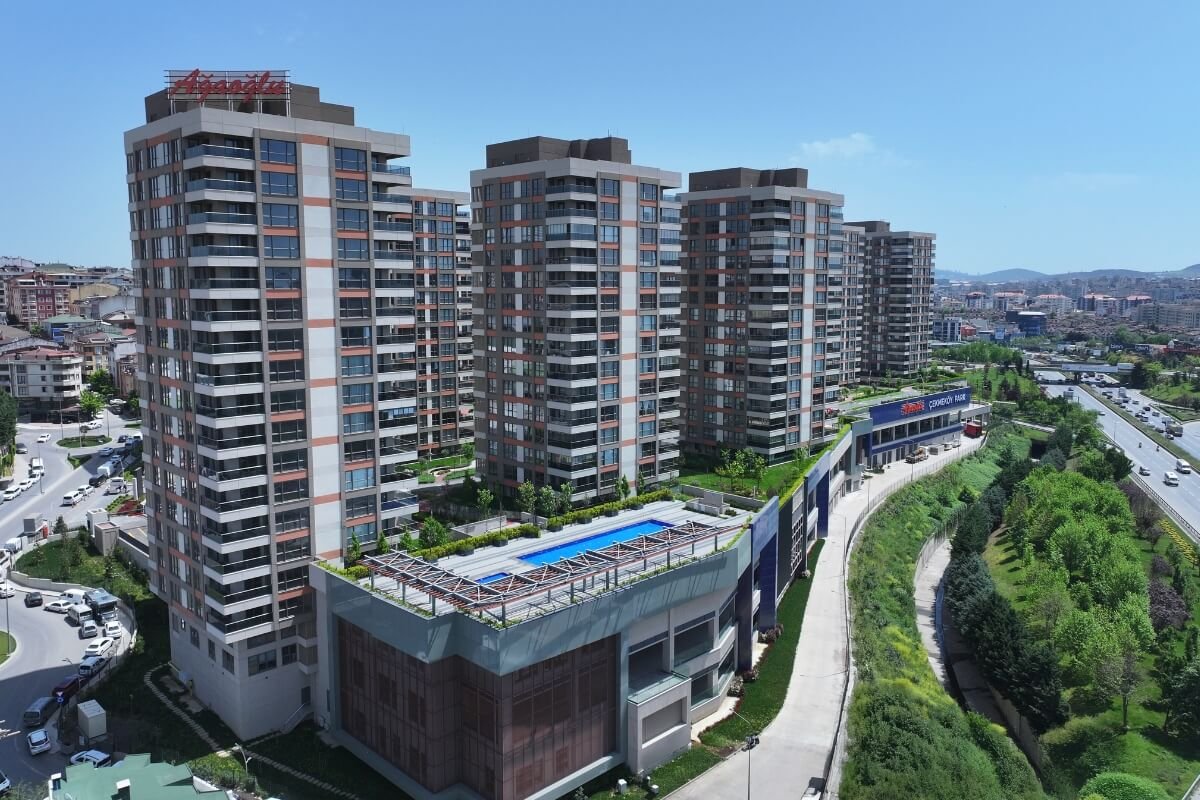 Agaoglu Cekmekoy park